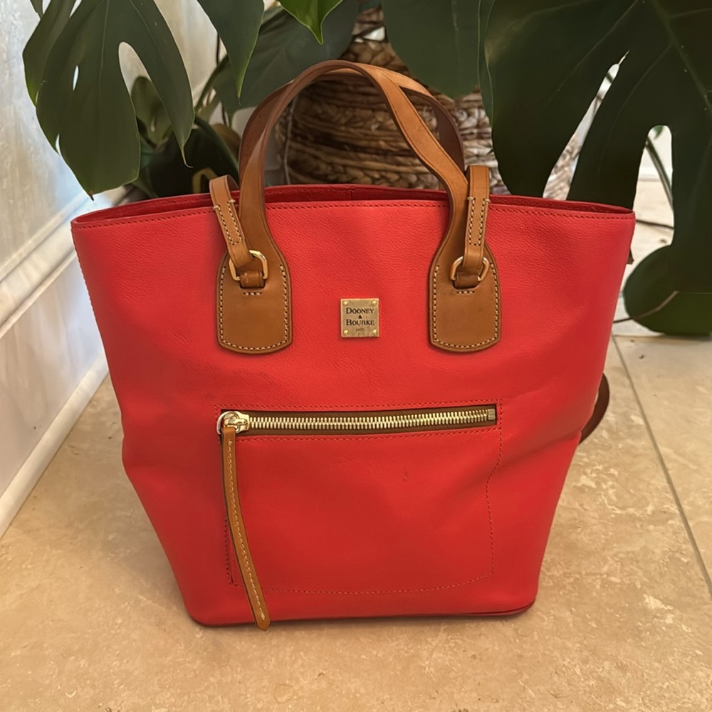 Dooney & Bourke Large Red Pebble Grain Zip Tote